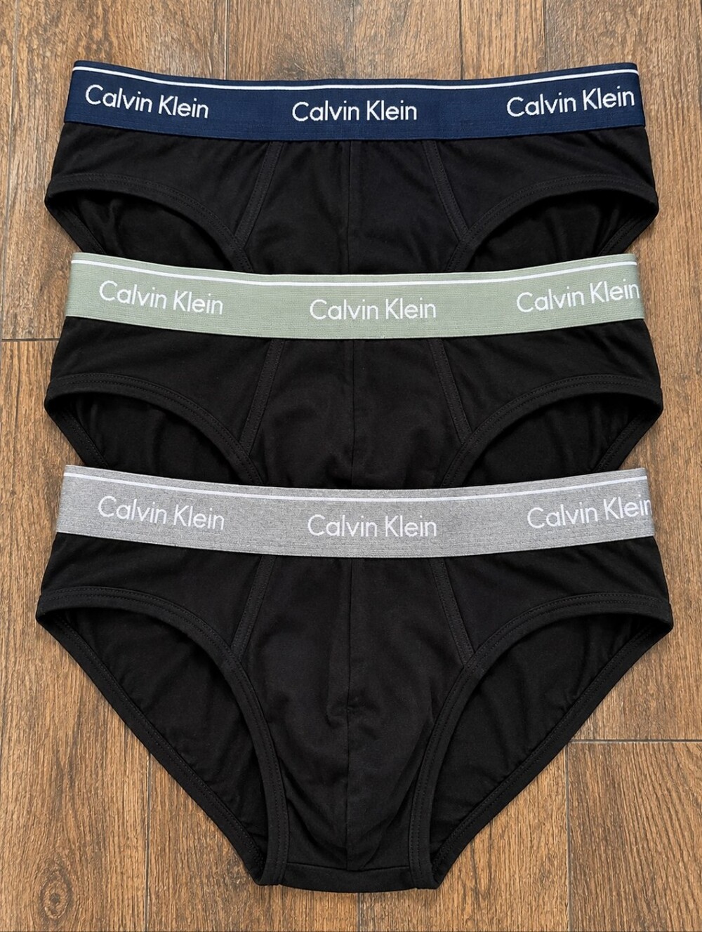 Calvin Klein Men’s Cotton Classic Fit Briefs 3 Pack Black 2XL -J